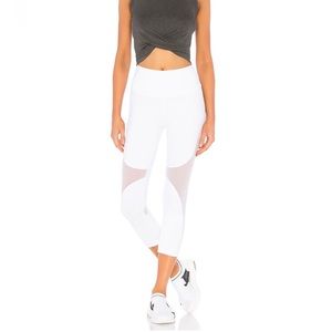 Alo Cropped Leggings with mesh panels - NEVER WORN Size XS